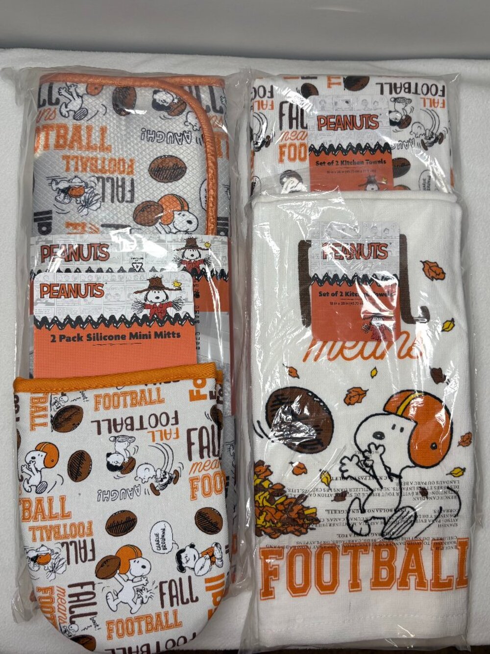 NWT - Peanuts Snoopy Fall Football Kitchen Towels, Drying Mats and Mini Mitts